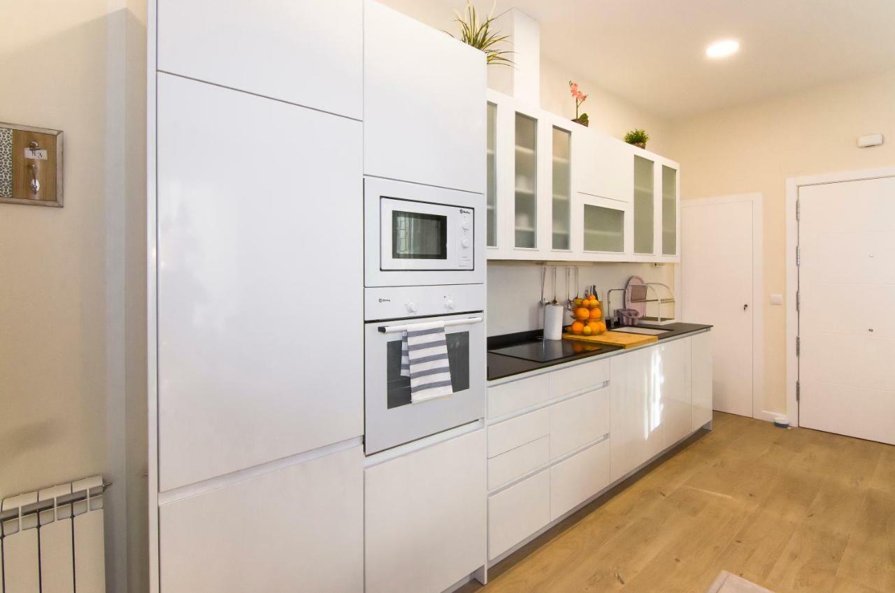 Sol Luxury Suites Madrid Kültér fotó