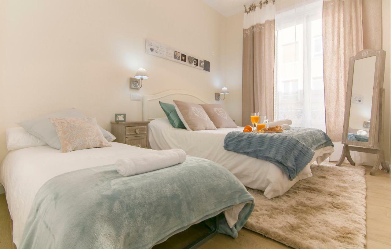 Sol Luxury Suites Madrid Kültér fotó