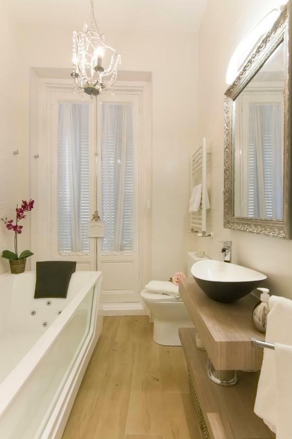 Sol Luxury Suites Madrid Kültér fotó