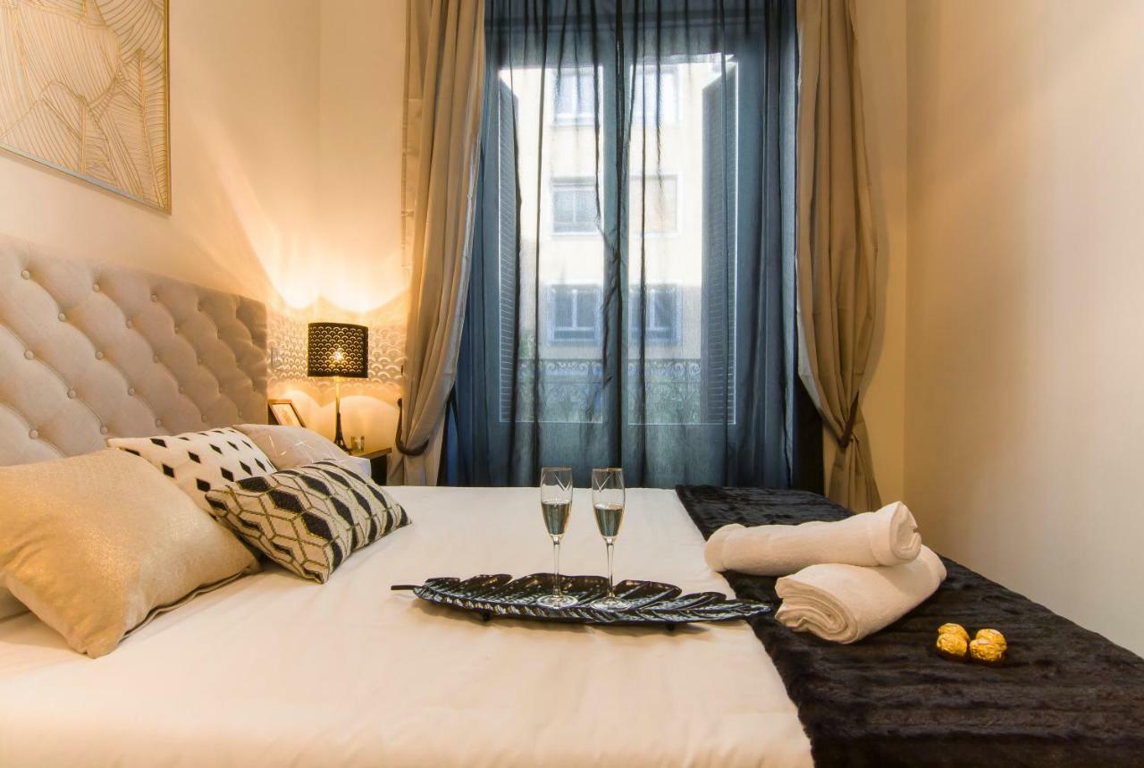 Sol Luxury Suites Madrid Kültér fotó