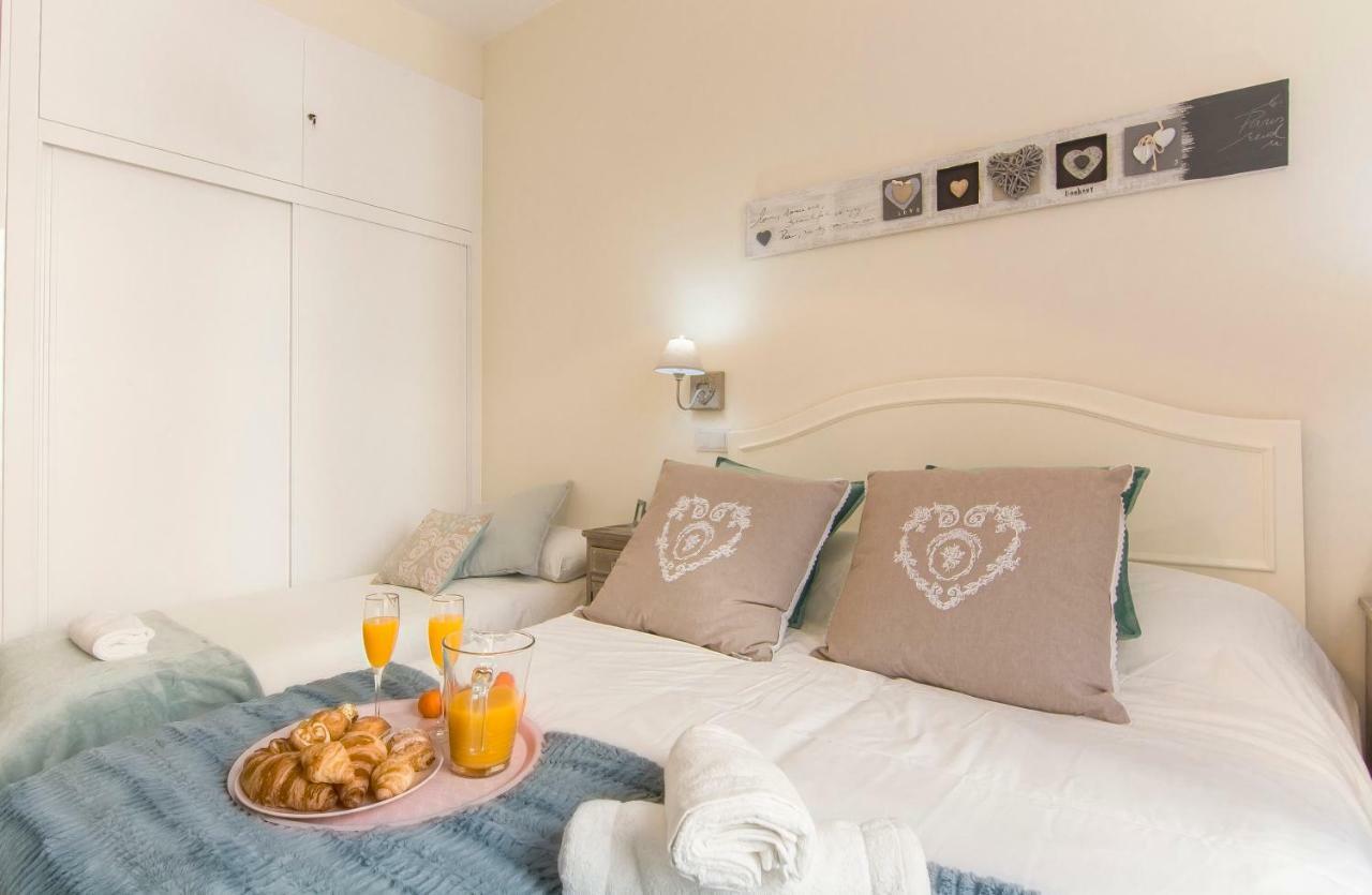 Sol Luxury Suites Madrid Kültér fotó