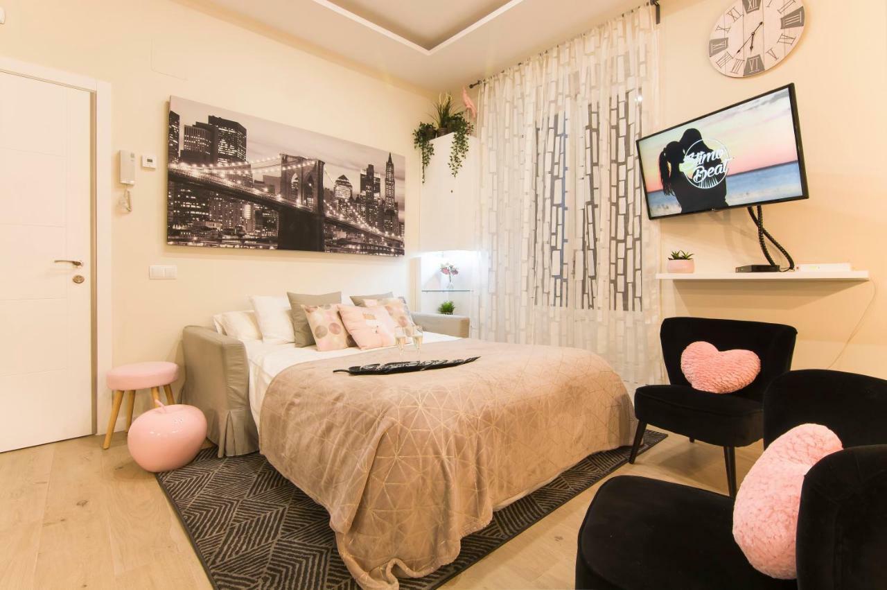 Sol Luxury Suites Madrid Kültér fotó