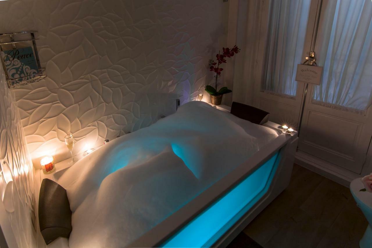 Sol Luxury Suites Madrid Kültér fotó